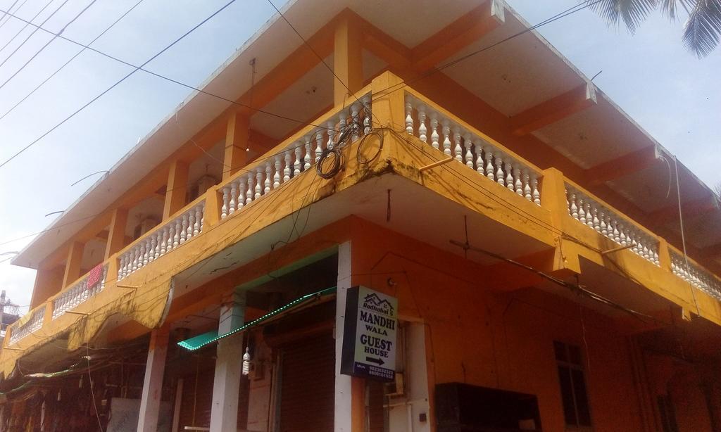 Radhabai Guest House Arambol Bagian luar foto