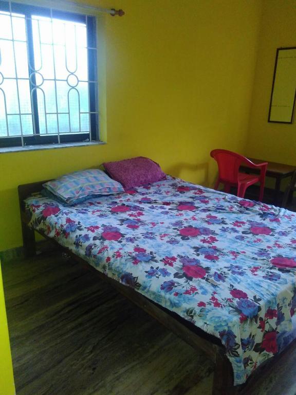 Radhabai Guest House Arambol Bagian luar foto