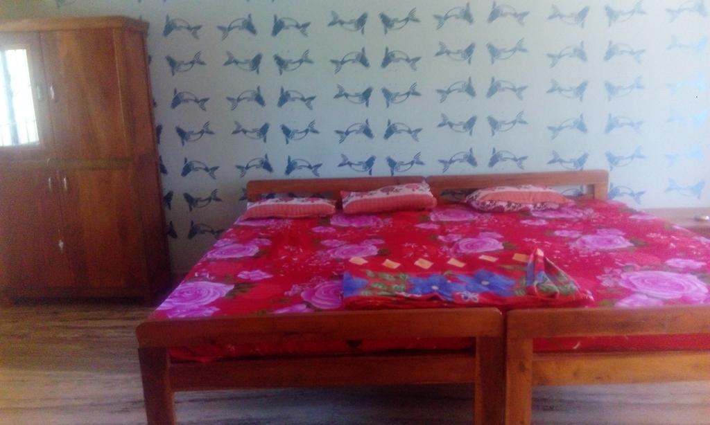 Radhabai Guest House Arambol Bagian luar foto